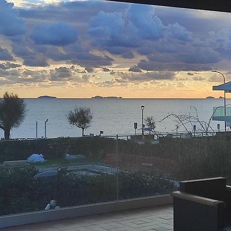 Stella Di Mare Villa Terracina Exterior foto