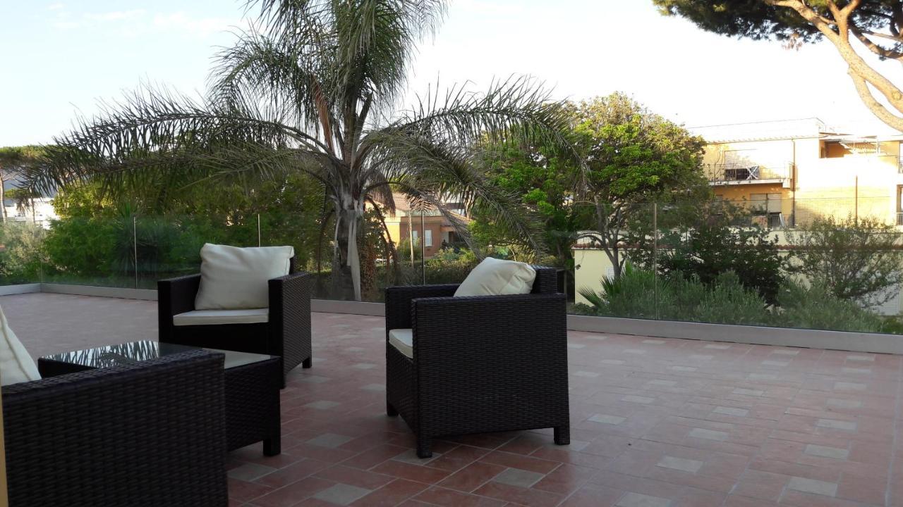 Stella Di Mare Villa Terracina Exterior foto