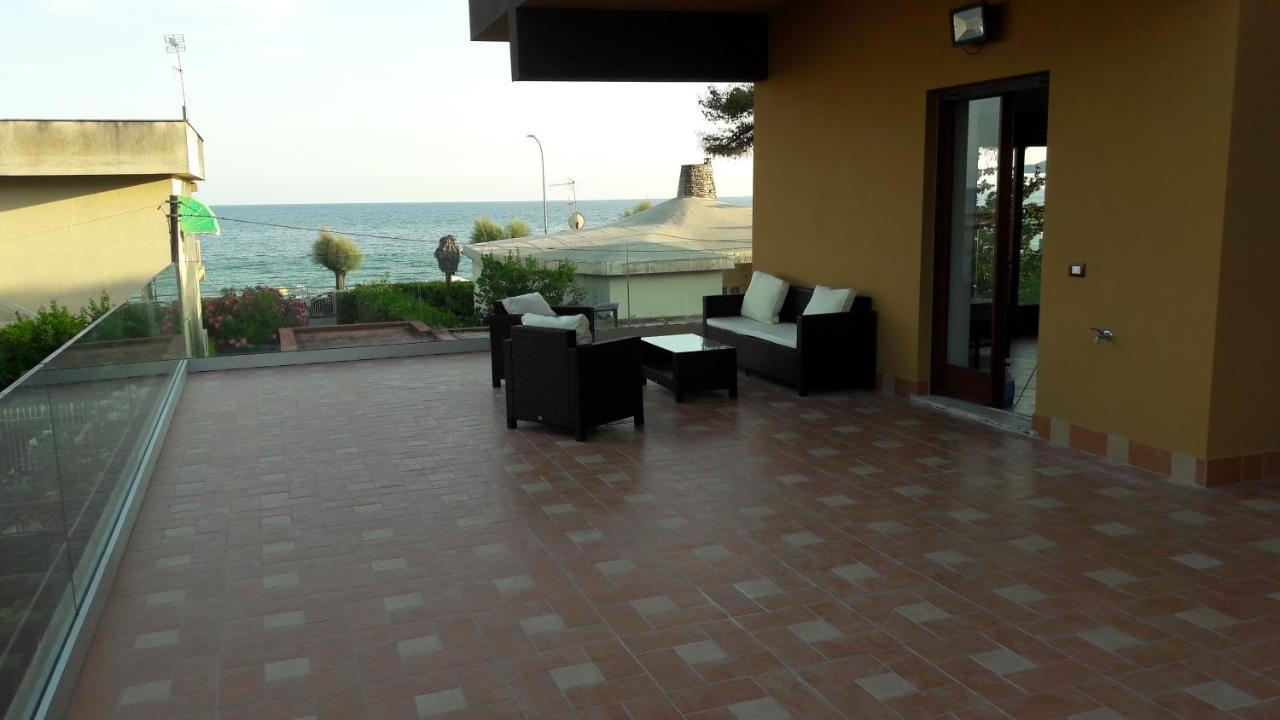Stella Di Mare Villa Terracina Exterior foto