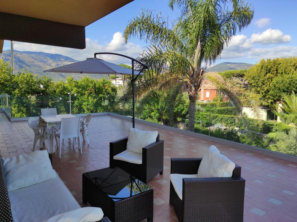 Stella Di Mare Villa Terracina Exterior foto